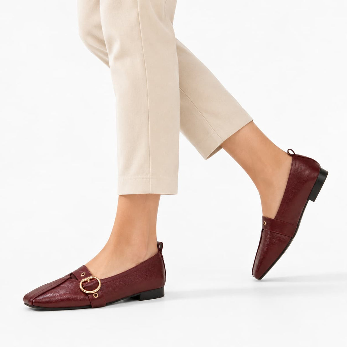 Mocassin Rouge À Bout Carré