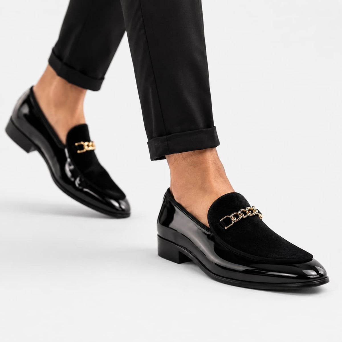 Mocassins À Bout Pointu En Cuir Verni Avec Nœud Décoratif