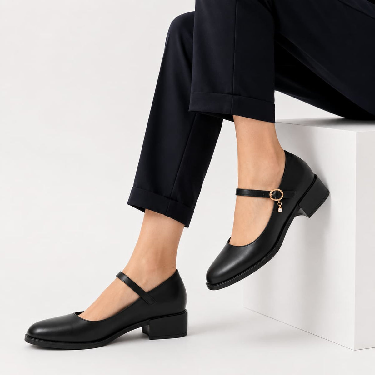 Mocassin À Talons Carrés Élégants