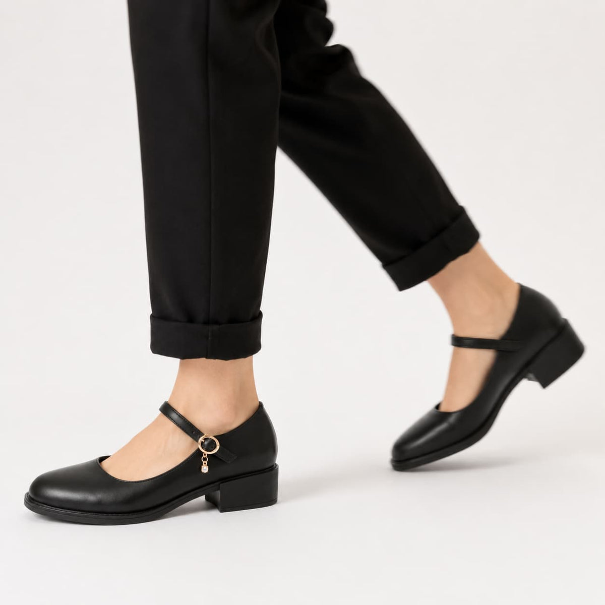 Mocassin À Talons Carrés Élégants