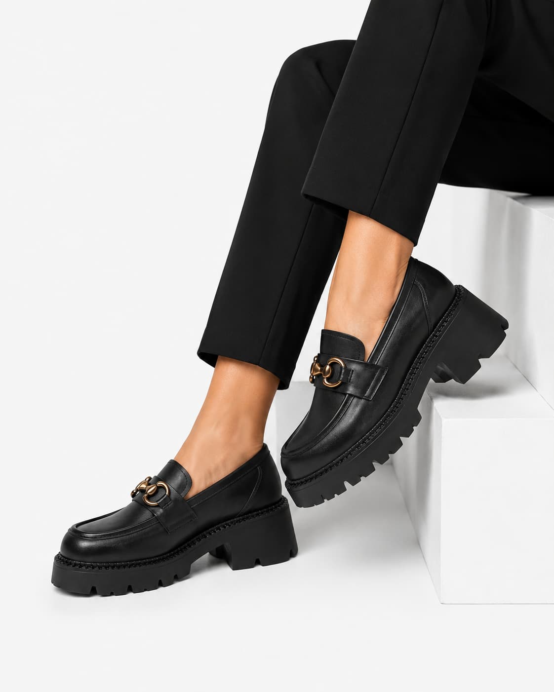 Mocassins En Cuir À Talons Et Mors