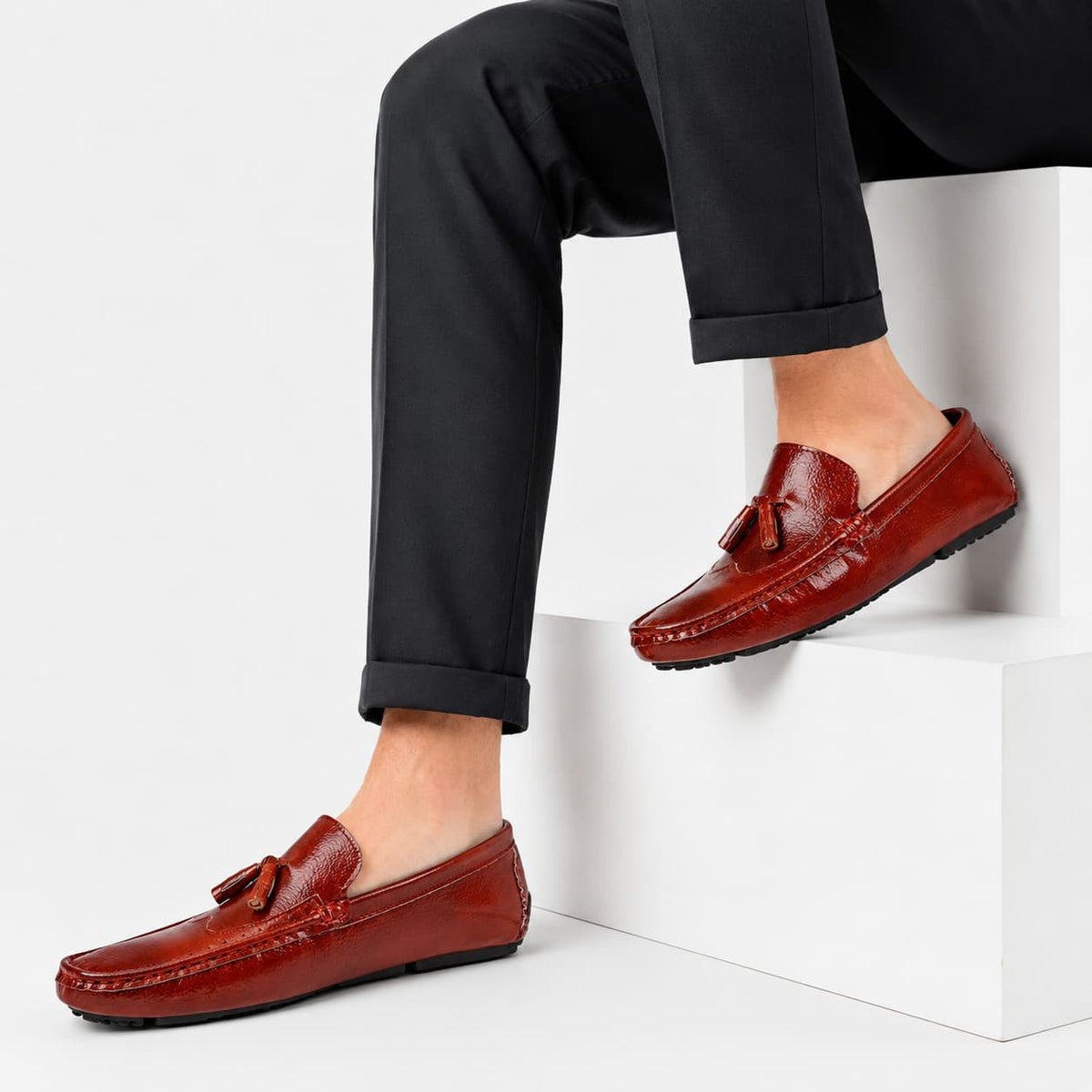 Mocassins À Gland En Cuir Avec Un Design Élégant Pour Hommes